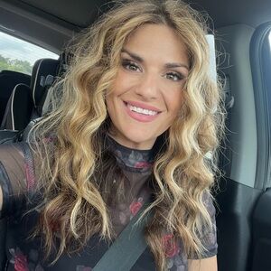 Meet your Posher, Sandra